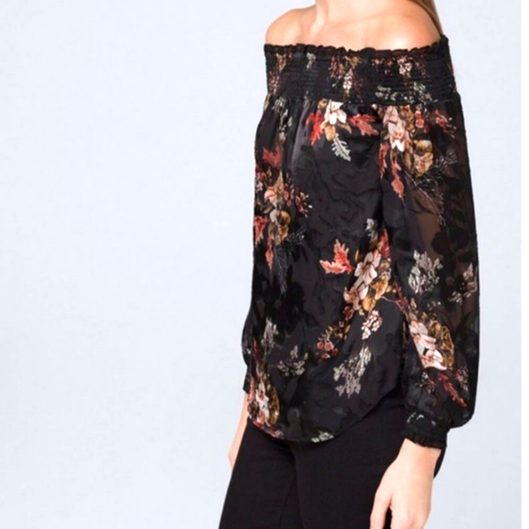 NWT White House Black Market Off Shoulder Blouse - Picture 2 of 15